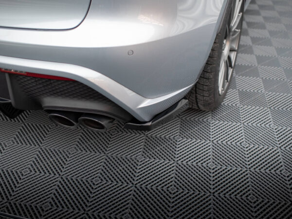 Alternative view of Maxton Design Gloss Black Rear Corner Splitters for Porsche Macan 95B Mk1 Facelift