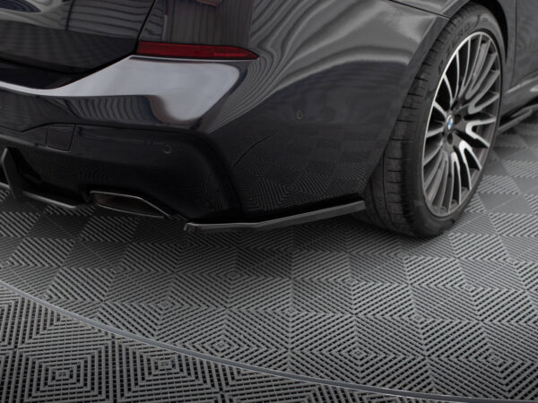 Alternative view of Maxton Design Gloss Black Rear Corner Splitters For BMW 6 Series GT G32 M Sport