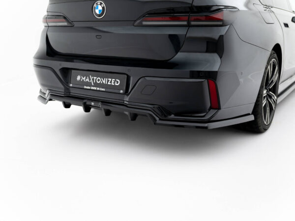 Alternative view of Maxton Design Gloss Black Rear Diffuser For BMW 7 Series G70 M Sport