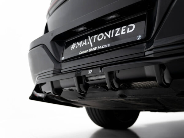 Pol po rear splitter with vertical bars bmw 7 m pack g70 17896 3