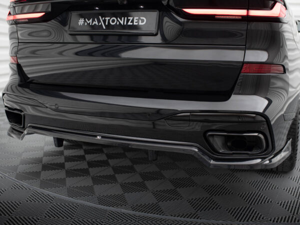 Pol po rear splitter with vertical bars bmw x7 m pack g07 facelift 19131 12