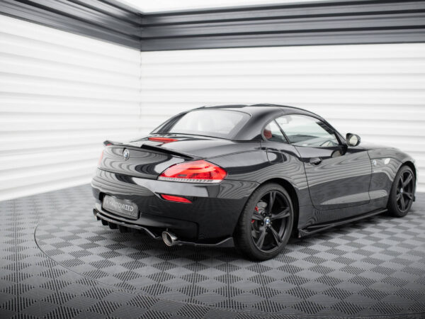 Alternative view of Maxton Design Gloss Black Rear Diffuser For BMW Z4 E89 M Sport LCI