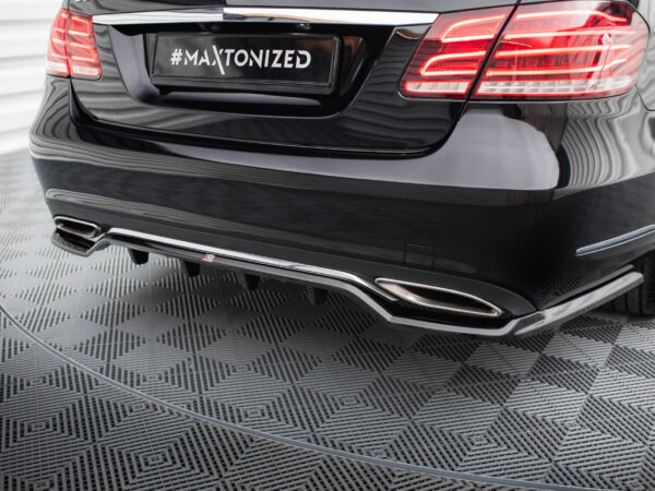 Alternative view of Maxton Design Gloss Black Rear Diffuser For Mercedes-Benz W212 LCI