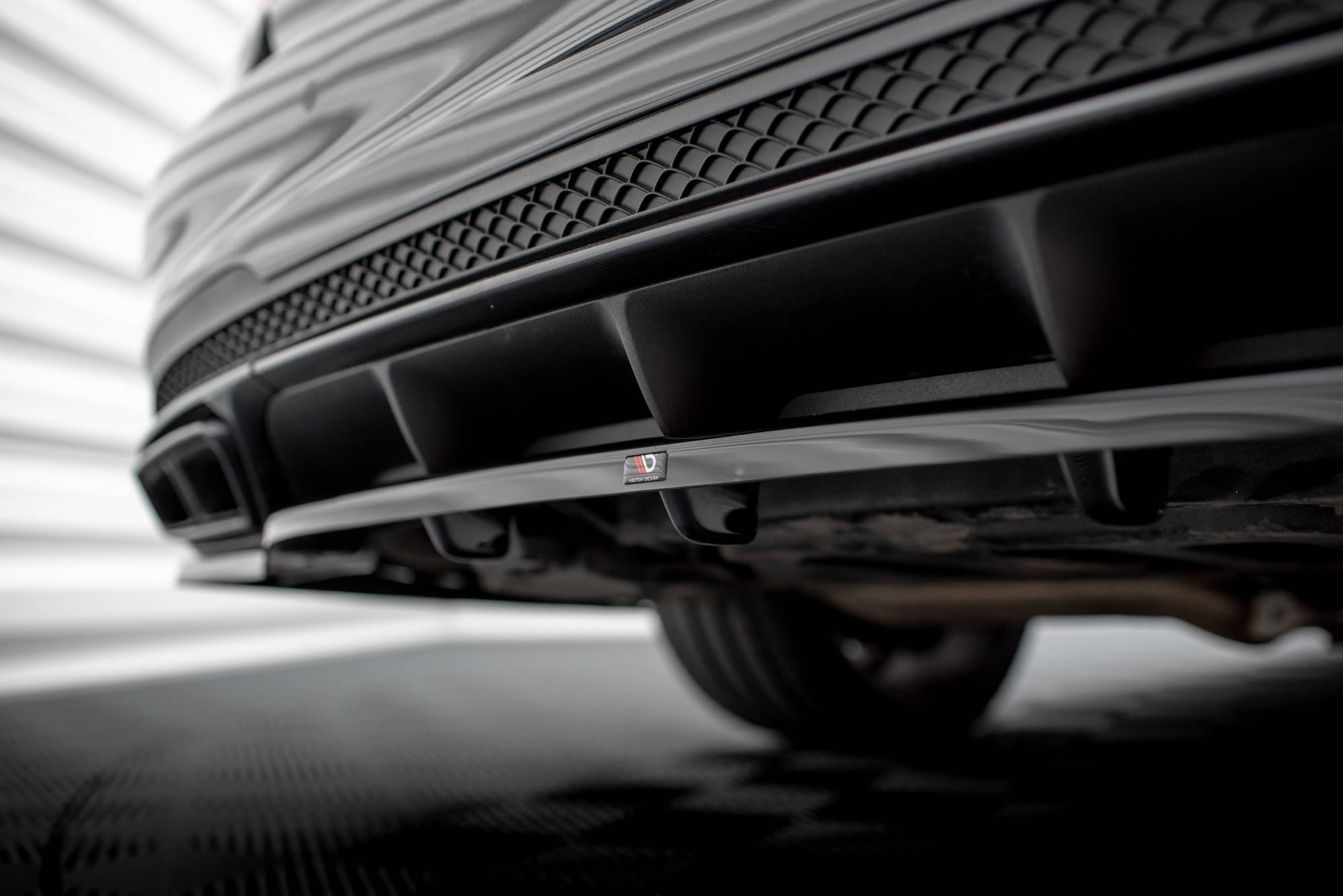 Maxton design rear diffuser  for mercedes-benz e63 amg w212 lci - image 5