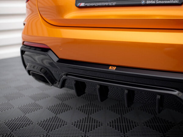 Alternative view of Maxton Design Gloss Black Rear Diffuser For BMW G22 G23 M440i LCI