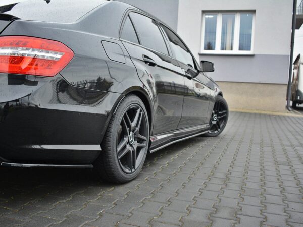 Alternative view of Maxton Design Gloss Black Side Skirts For Mercedes-Benz AMG E63 W212