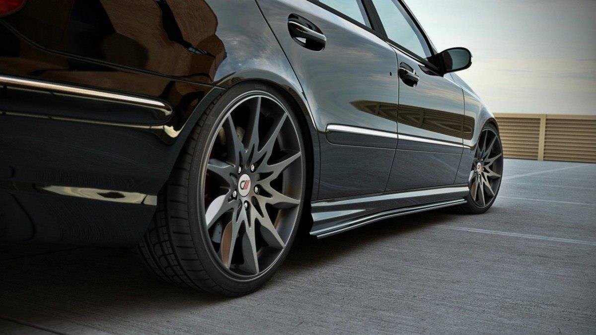 Maxton design gloss black side skirts for mercedes-benz amg w211 - image 2