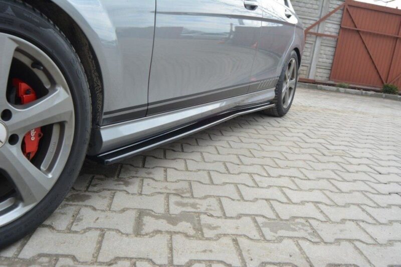Maxton design gloss black side skirts for mercedes-benz amg w204 s204