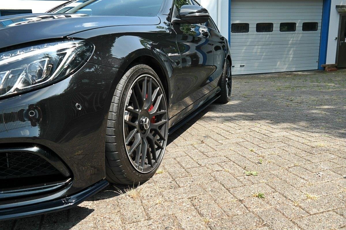 Maxton design gloss black side skirts v. 1 for mercedes-benz amg c63 s205 - image 4