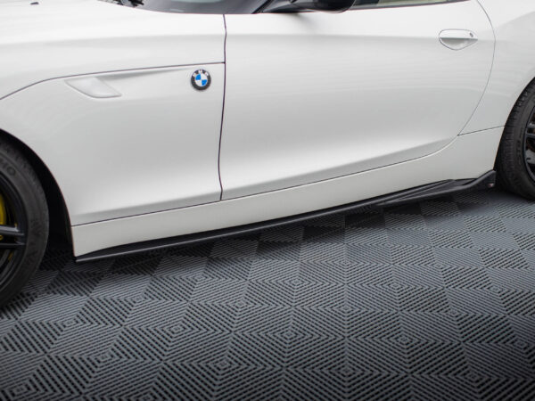 Alternative view of Maxton Design Gloss Black Side Skirts For BMW Z4 E89