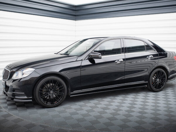 Alternative view of Maxton Design Gloss Black Side Skirts For Mercedes-Benz W212 LCI