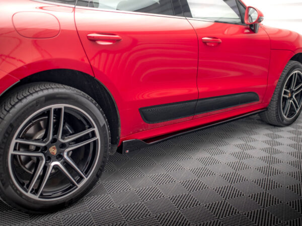 Alternative view of Maxton Design Gloss Black Sport Style Side Skirts For Porsche Macan 95B GTS MK1