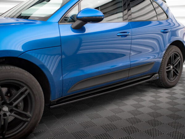 Alternative view of Maxton Design Gloss Black Side Skirts For Porsche Macan 95B Mk1