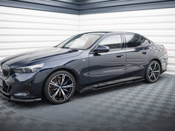 Alternative view of Maxton Design Gloss Black Side Skirts V.2 For BMW 5 Series G60 M Sport