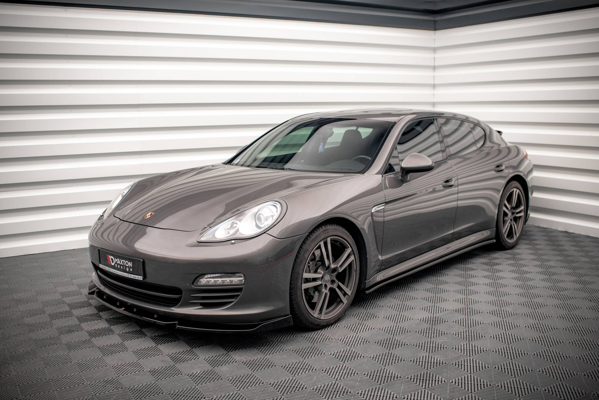 Maxton design gloss black side skirts v. 2 for porsche panamera 970 - image 4