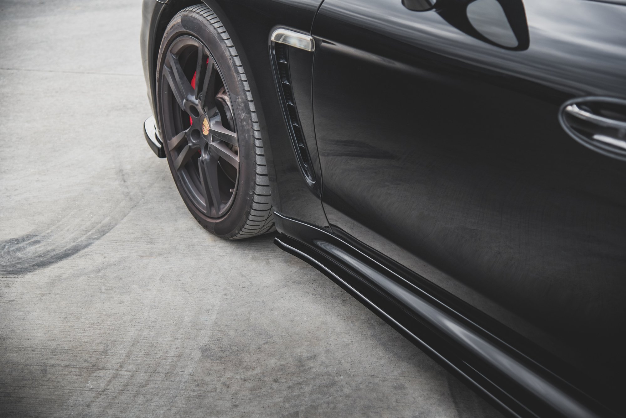 Maxton design gloss black side skirts v. 2 for porsche panamera 970 turbo facelift - image 5
