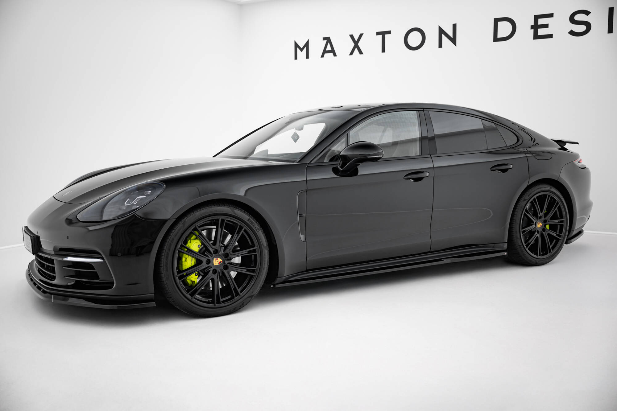 Maxton design gloss black side skirts v. 2 for porsche panamera 971 turbo s e-hybrid - image 2