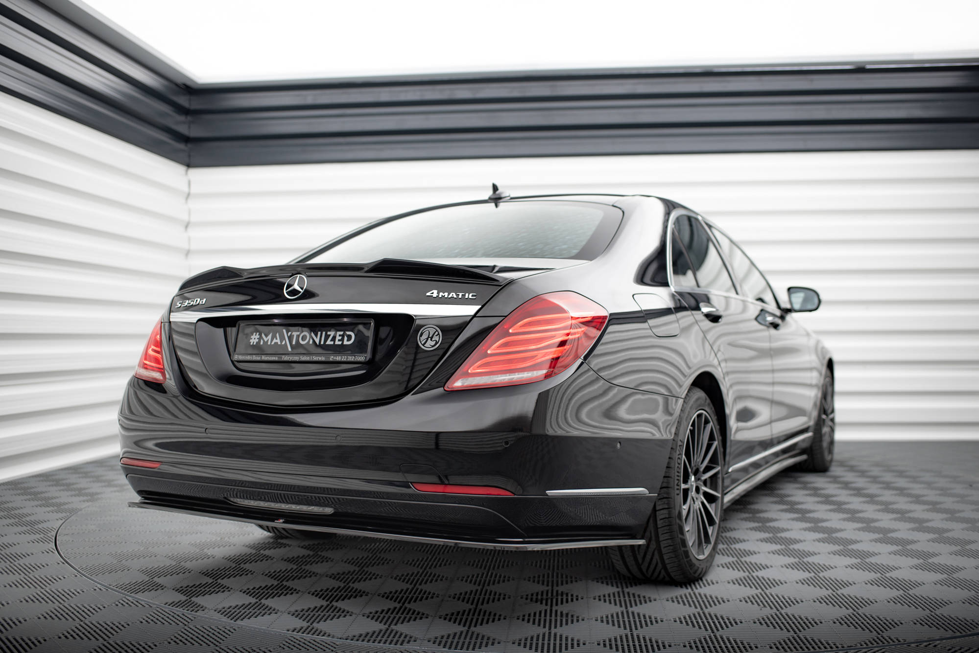 Maxton design gloss black 3d style boot spoiler for mercedes-benz w222 - image 3