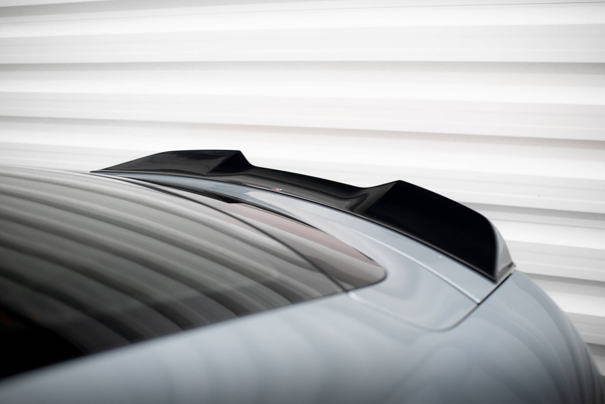 Maxton design gloss black 3d style boot spoiler for porsche taycan 9j1 gts mk1 - image 4