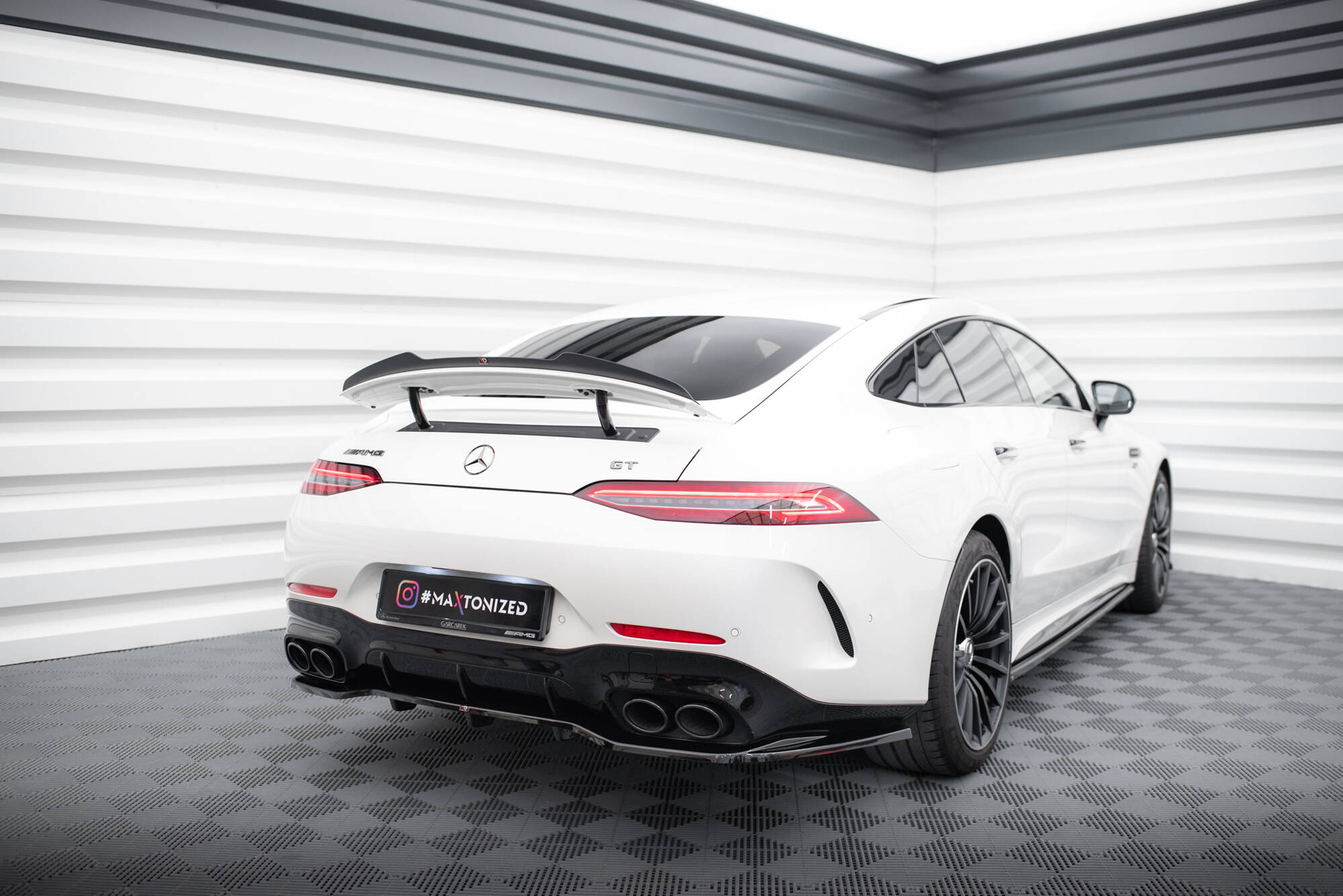 Maxton design gloss black boot spoiler for mercedes-benz amg gt43 gt53 x290 - image 2