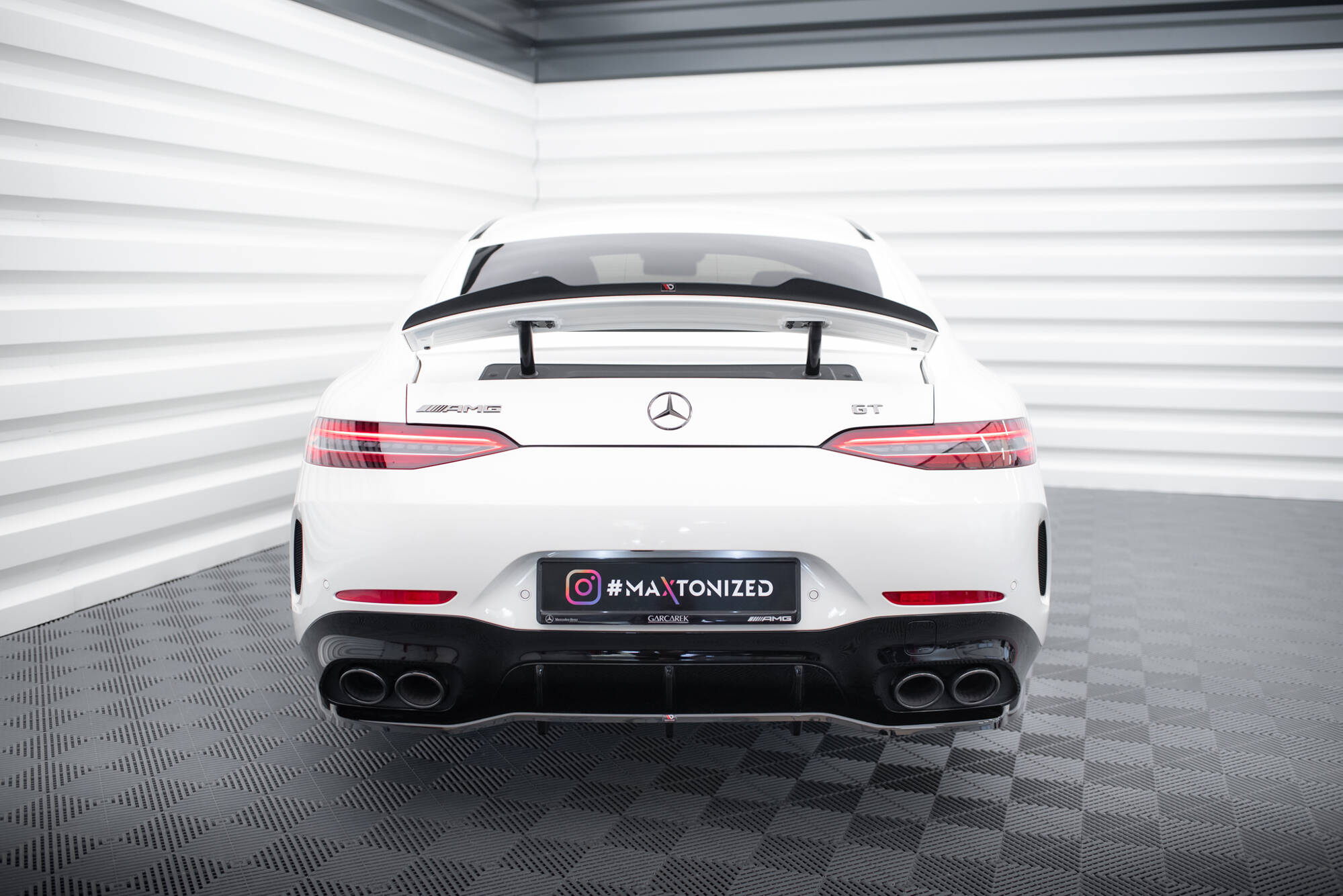 Maxton design gloss black boot spoiler for mercedes-benz amg gt43 gt53 x290 - image 4
