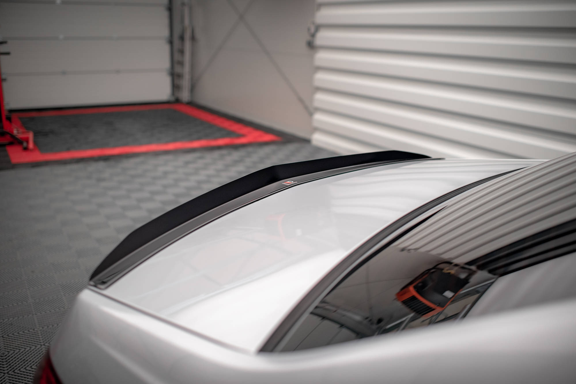Maxton design gloss black boot spoiler for mercedes-benz amg e63 w212 lci - image 4