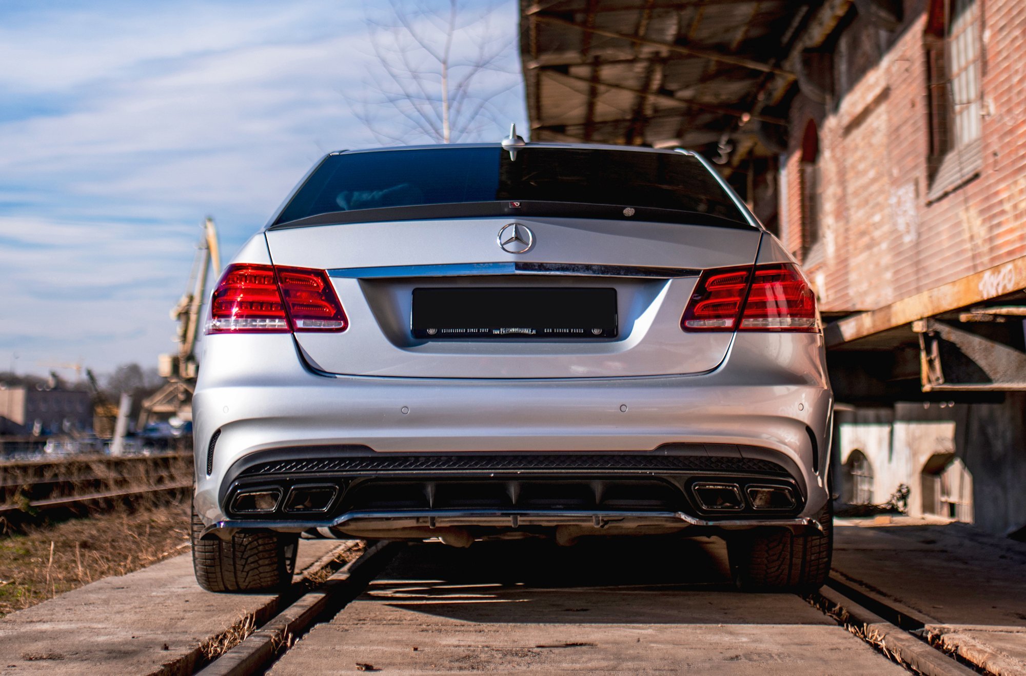 Maxton design gloss black boot spoiler for mercedes-benz amg e63 w212 lci - image 7