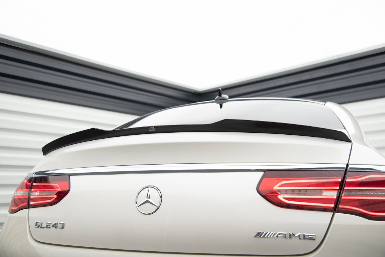 Maxton design gloss black boot spoiler for mercedes-benz amg gle43 c292 - image 2