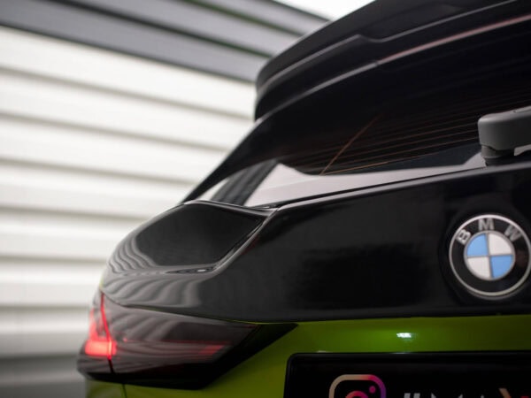 Pol po the extension of the rear window bmw 1 f40 m pack m135i 17822 11