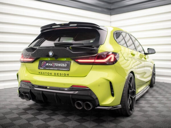 Pol po the extension of the rear window bmw 1 f40 m pack m135i 17822 6