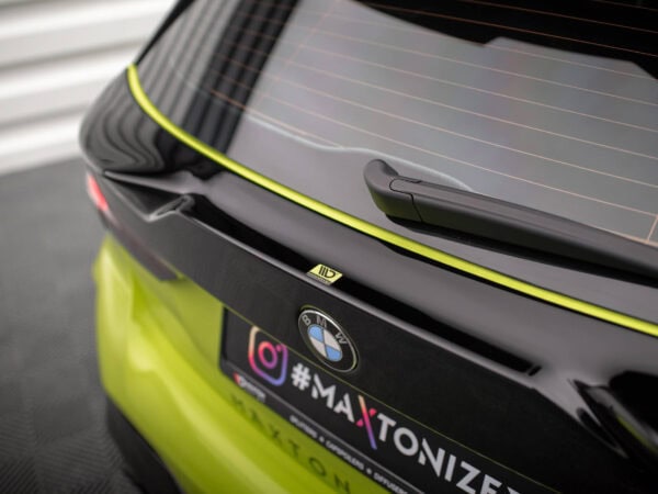 Pol po the extension of the rear window bmw 1 f40 m pack m135i 17822 7