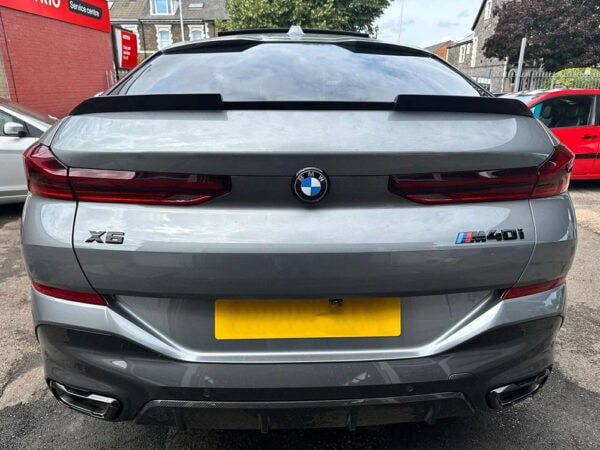 Alternative view of BMW G06 X6 LCI Prepreg Performance Style CARBON FIBRE Rear Diffuser
