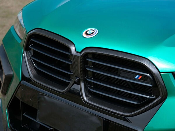 Alternative view of BMW F95 X5M F96 X6M LCI Prepreg Carbon Fibre Kidney Grille Surround