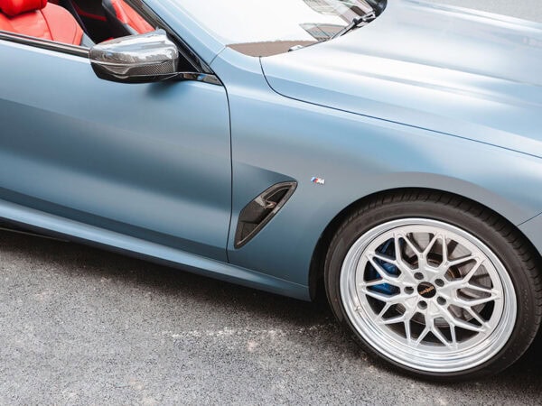 Alternative view of BMW 8 Series G14 G15 G16 Prepreg CARBON FIBRE Side Fender Trims Overlays