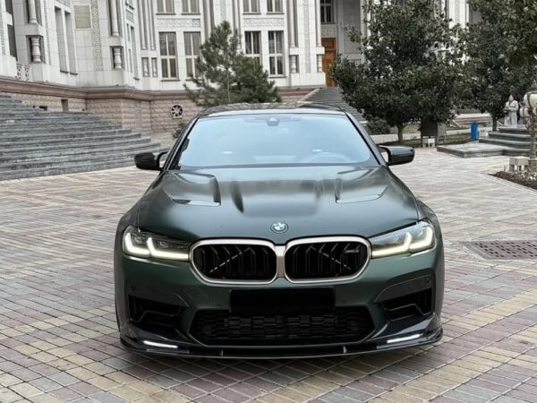 Alternative view of BMW F90 M5 LCI Prepreg CARBON FIBRE 3D Style Front Splitter