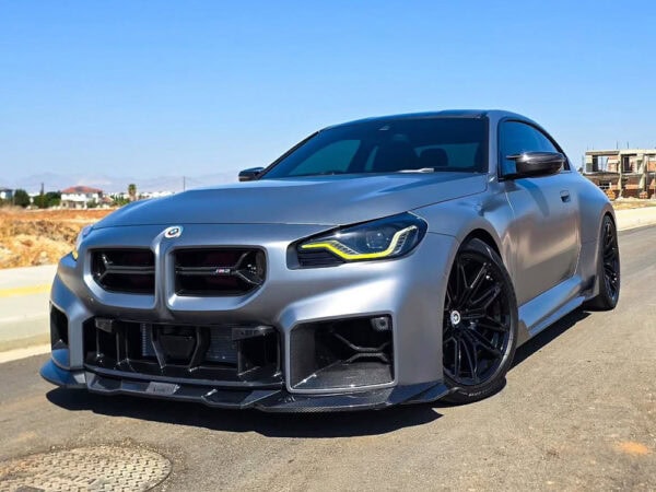 Alternative view of BMW G87 M2 Prepreg CARBON FIBRE CSL Style Kidney Grille