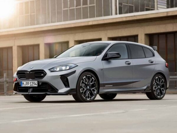 Genuine bmw f70 1series m135 m performance front splitter 4