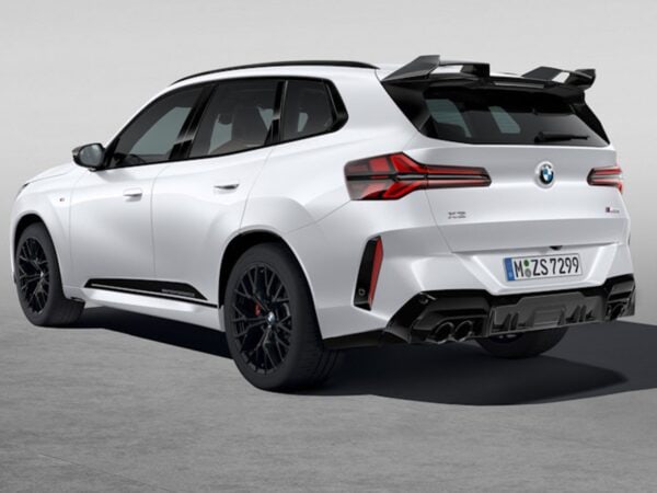 Alternative view of BMW M Performance Gloss Black & Aramid Fibre Rear Diffuser for G45 X3