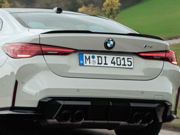 Alternative view of genuine bmw rear laser tail lights set for bmw g82 m4