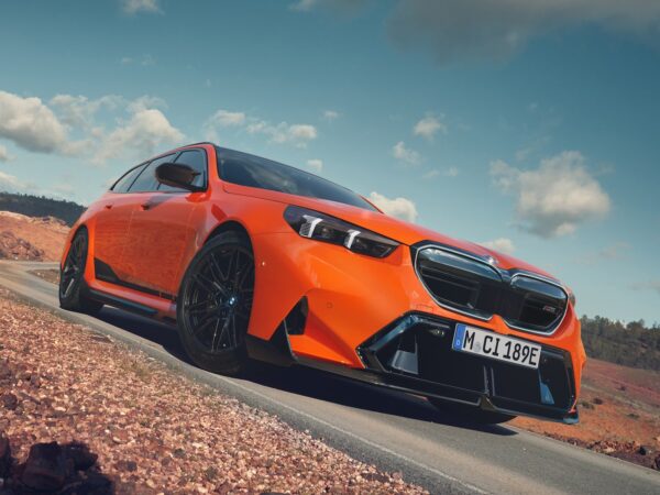 Genuine bmw g90 g99 m5 m performance carbon side skirts 4