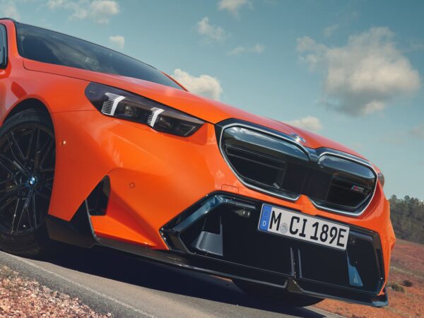 Genuine bmw g90 g99 m5 m performance front splitter 2