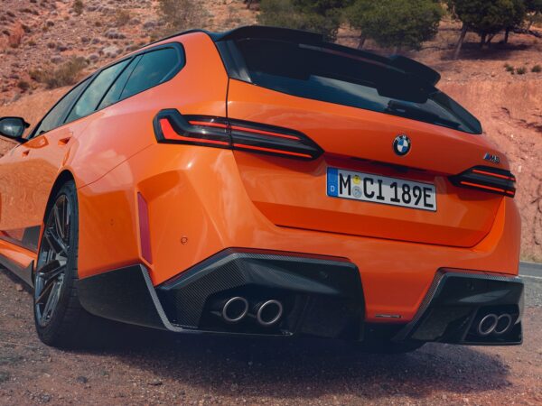 Genuine bmw g90 g99 m5 m performance rear diffuser