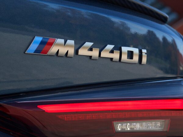 Alternative view of Genuine BMW M440i Replacement Badge in Silver for G22 & G23 & G26