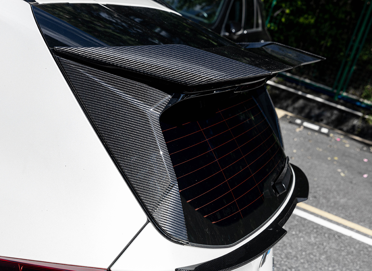 Sooqoo bmw g45 x3 prepreg carbon fibre roof spoiler - image 3